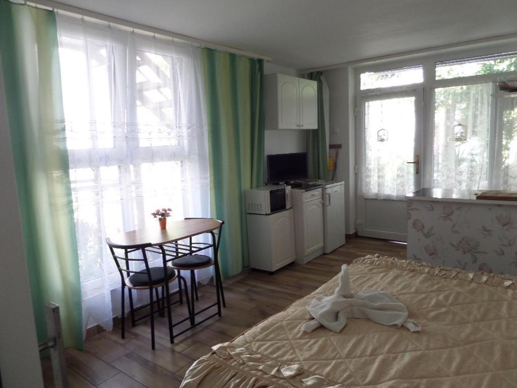 Bori Apartmanok Hajdúszoboszló Εξωτερικό φωτογραφία